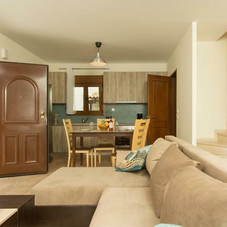 Izabella Sea Side Villa Siviri Exterior photo