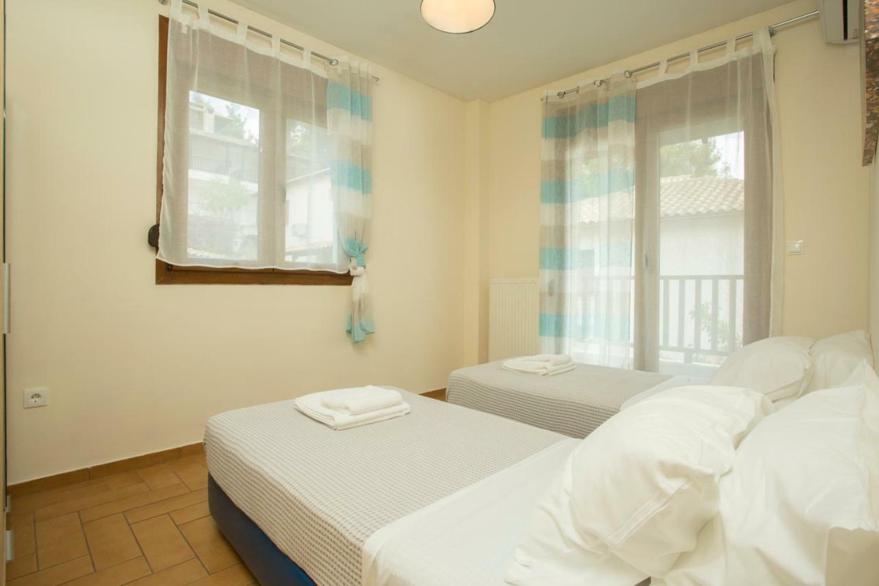 Izabella Sea Side Villa Siviri Exterior photo